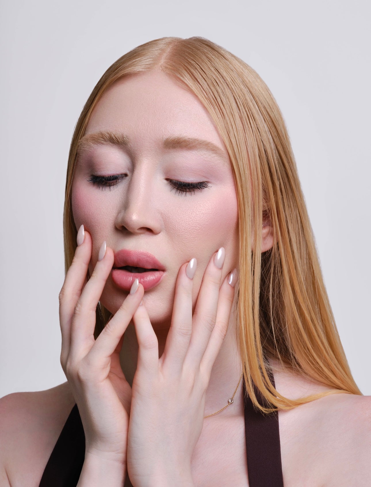 Rose Lip Contouring
